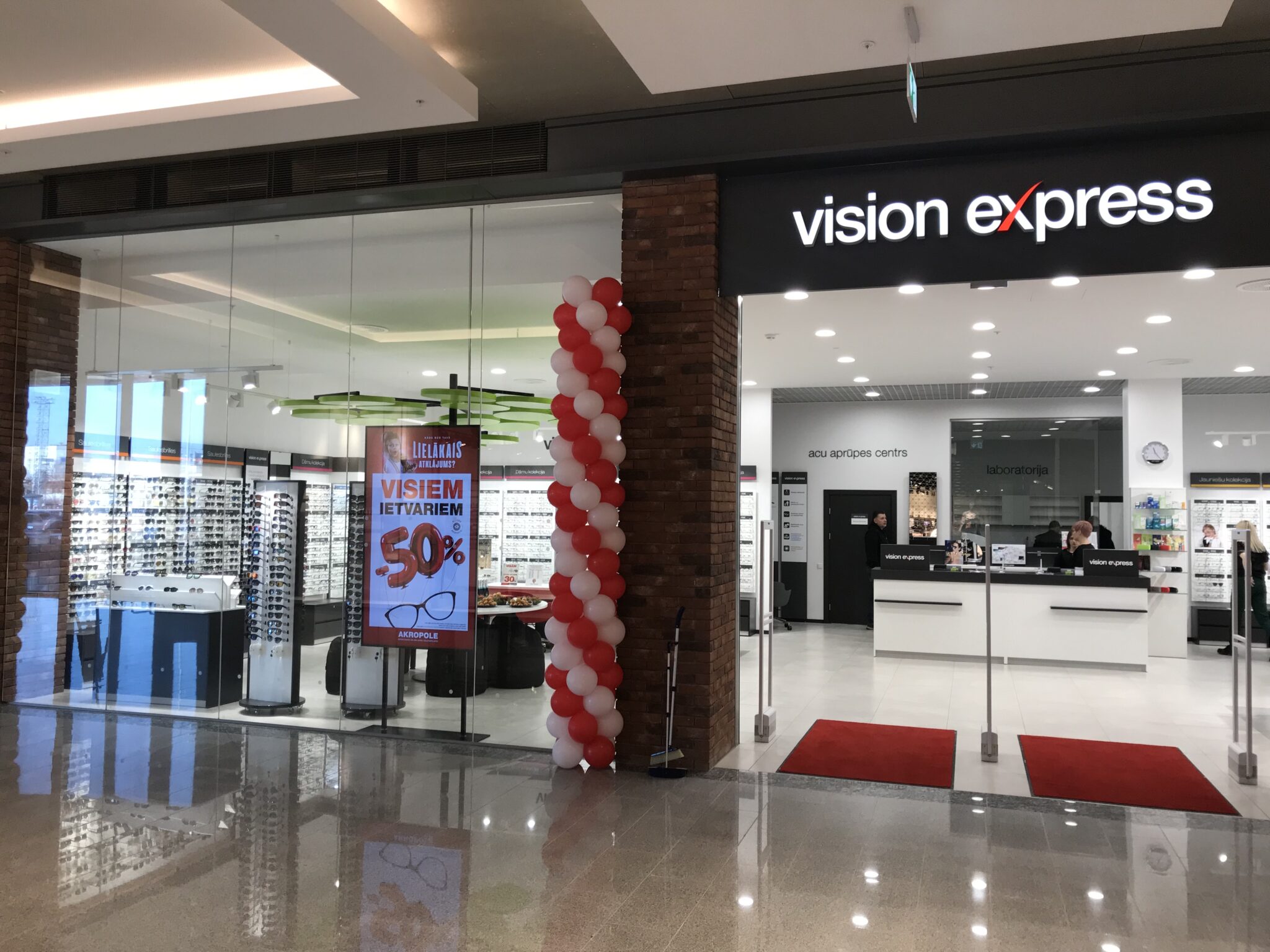VISION EXPRESS - Akropole Riga