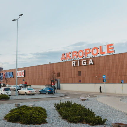 Darba laika izmaiņas un Līgo ieskandināšanas aktivitātes “AKROPOLE” iepirkšanās centros